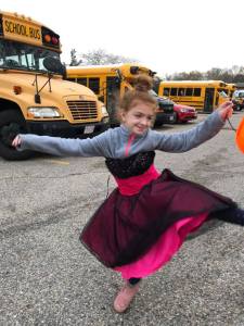 74487755_2405381729509619_5732206835214057472_n