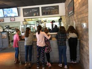 76677106_2454605097920615_7177941007990784000_n